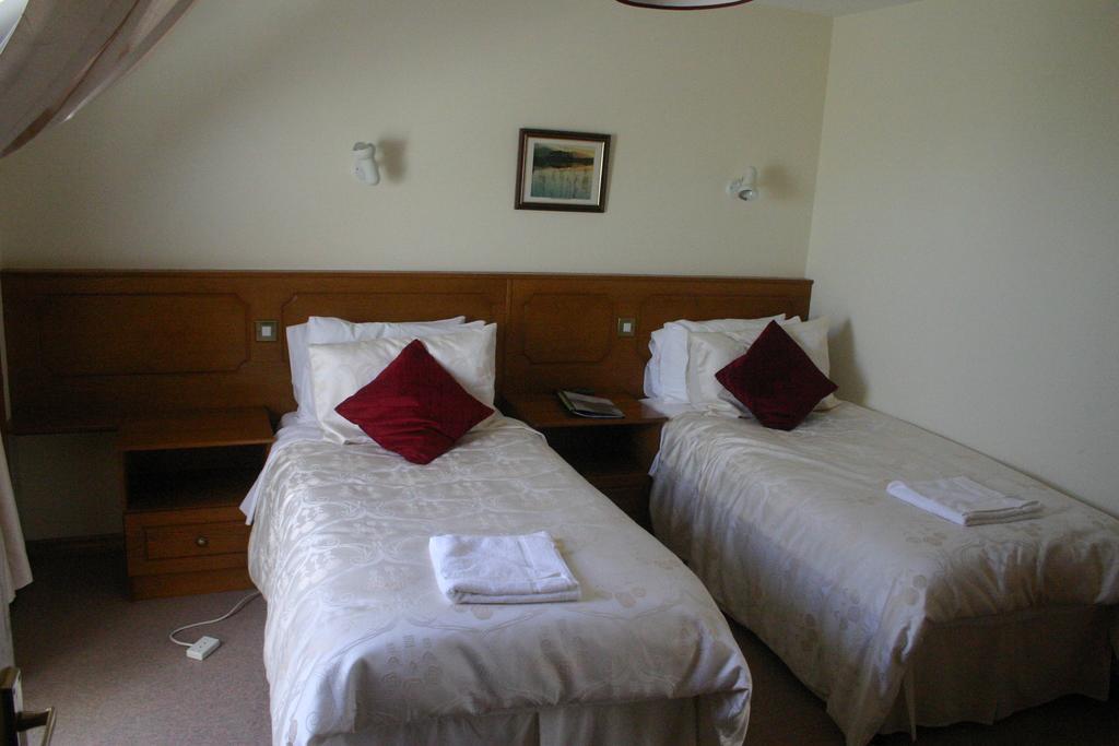 Portarra Lodge Guesthouse Moycullen Room photo